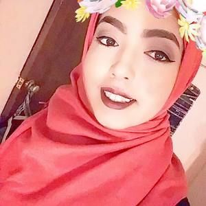 Meet your Posher, Esraa